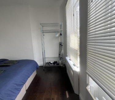 Brixton Hill Apartment | Bright, Spacious, Charming & Fully Equipped Victorian Flat in Quiet Brixton