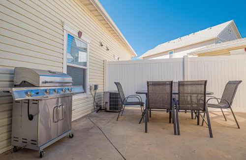 Fruita Apartment | Bright Star - Downtown Home W- Patio Bbq Grill!