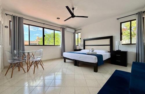 Colonia Campestre House | Bright Stay for 3 with Pool Access