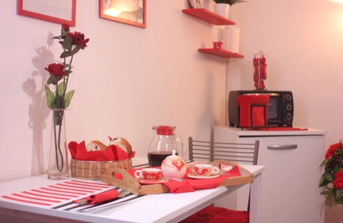 Montagnana House | Bright Studio Apartment “Le Cà De Boron Standard Relax Apartment” in Historical Centre with Wi-Fi