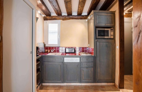 Latin Apartment | Bright Studio - Latin Quarter, Sorbonne & Pantheon