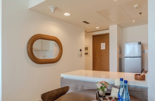 Al Raha Beach Apartment | Bright Studio with Balcony, Pool & Gym – Near Yas Attractions