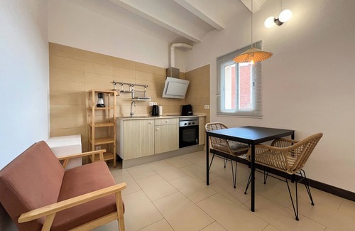 El Carmel Apartment | Bright studio with views to Park Güell