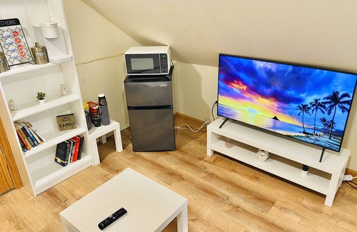 Haledon Apartment | Bright, Stylish & Cozy Private Attic Unit near NYC