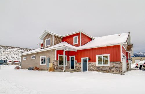 Swan Valley House | Bright Swan Valley Townhome Hike, Fish and Ski!
