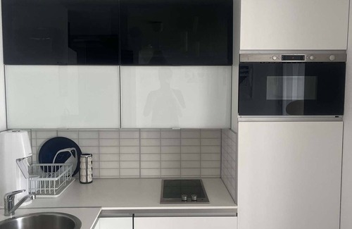 Le Couchant Apartment | Bright T2 Apartment with A/C, Terrace & Parking - 200m from Beach, La Grande-Motte