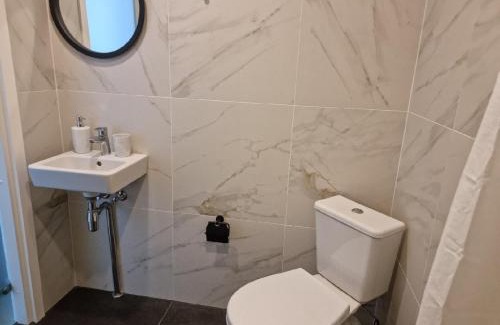 Kadriorg Apartment | Bright Work&Study Studio with Rest Area
