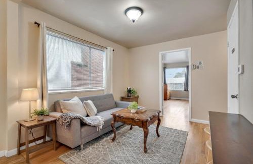 Brighton House | Brighton Guesthouse - Walk to Metro