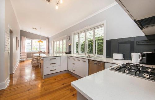 Brighton House | BRIGHTON HAVEN a self-contained modern bungalow