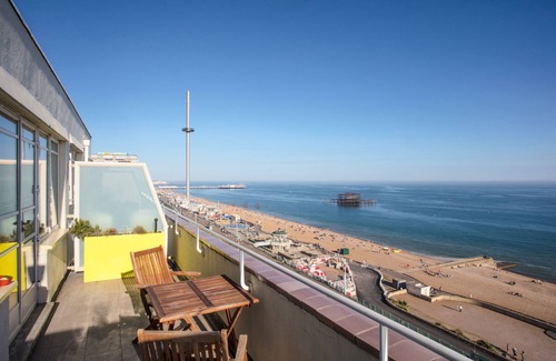 Seafront Apartment | Brighton Seafront Holiday Apartment, Penthouse with Private Sun Terrace
