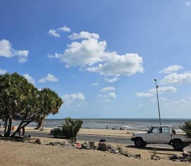Djibouti Villa | BRISE DE MER : 2 ROOM/CHAMBRES