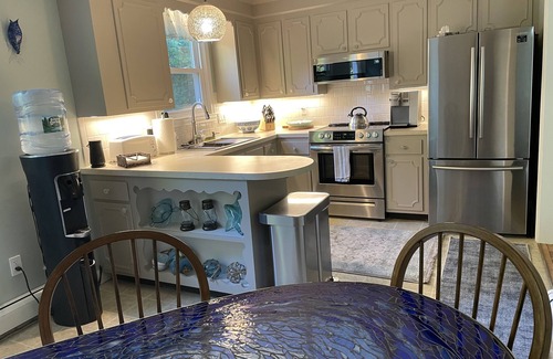 Bristol House | Bristol Sweet Spot: king bed, hot tub, walk or bike to town and beaches.