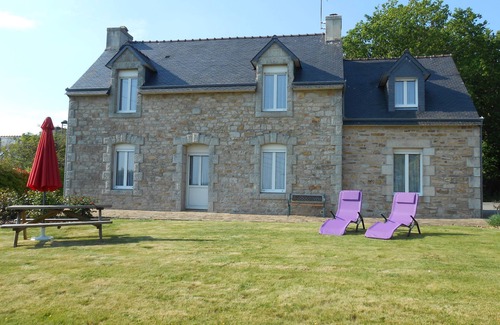 Bannalec Cottage | Brittany house south Finistère, in the countryside, quiet, independent, wifi