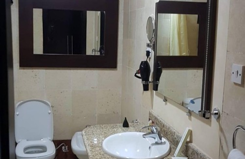 Orozo Hotel | Brix Royale Suites