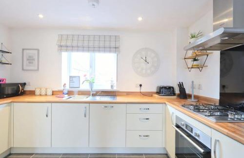 Patchway Apartment | Broad Leaze 2