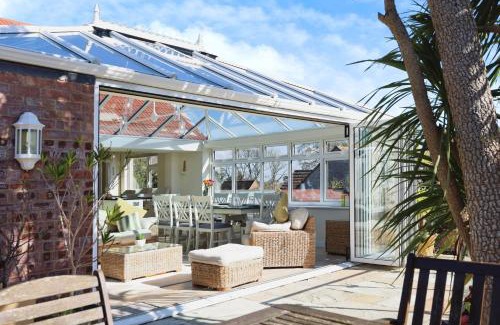 Nettlestone House | Broadways Pondwell