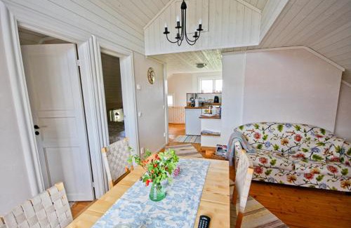 Nykoping House | Broby Bed & Breakfast