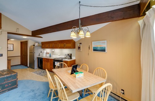 Bromley Mountain Condo | Bromley Mountain Escape w/2 Balconies: Hike & Ski