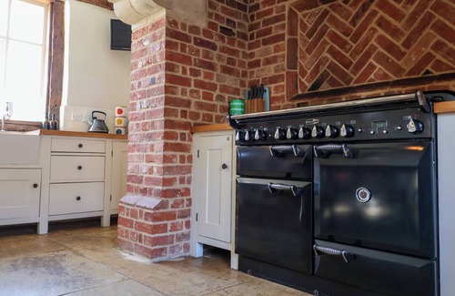 Harleston Cottage | Brook Farm