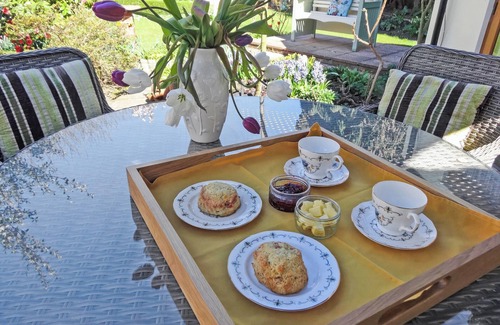 Wroot Cottage | Brook Lodge Country Cottage