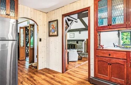 Brooklyn House | Brooklyn Bear Den: Charming 2-bedroom house