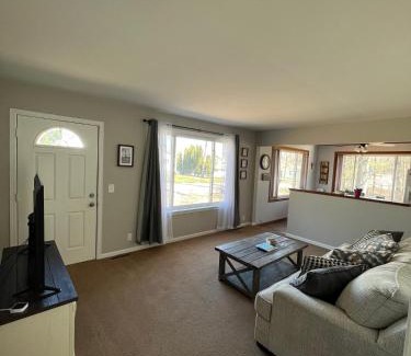 Newaygo House | Brookside Retreat, LLC
