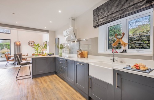Windermere House | Broom Hill, Luxury home with Swim Spa - sleeps 8