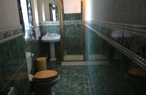 Largs Bed & Breakfast | Broom Lodge