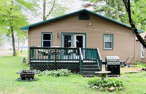 Shawano House | Brothers lake drive cottage