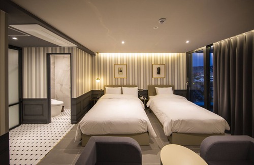 Nam-Gu Hotel | Brown Dot Hotel - Jangsaengpo