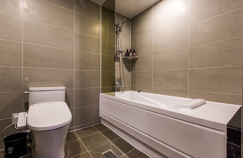 Seo Hotel | Brown-Dot Songdo