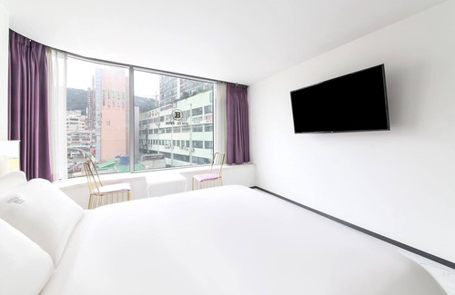 Seo Hotel | Brown-Dot Songdo