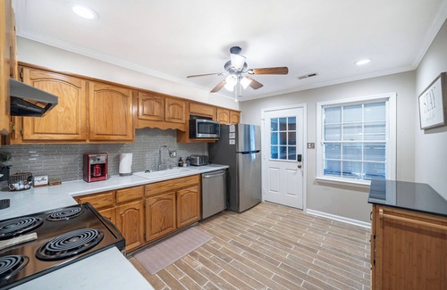 Decatur Condo | Brownstone Terrace-peaceful townhome-4 beds sleeps7