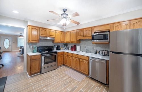 Decatur Condo | Brownstone Terrace-peaceful townhome-4 beds sleeps7