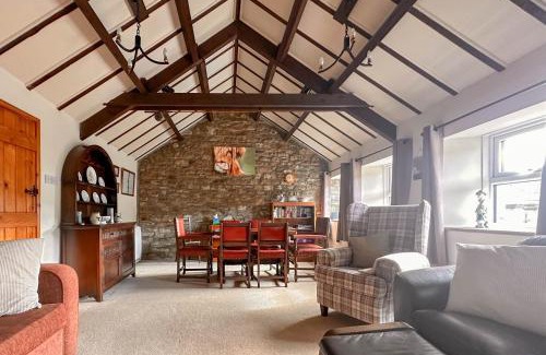 Worton House | Bruaich Cottage