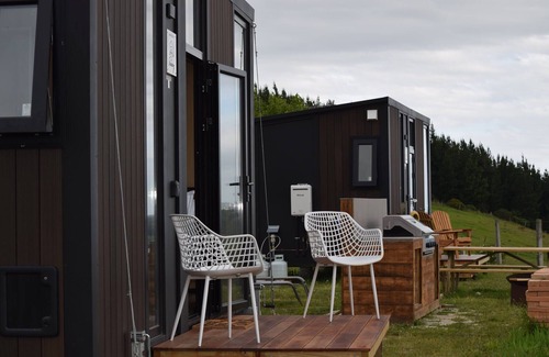 Surat Bay House | Bruce Farm Alpaca Cabin 2 by Tiny Away