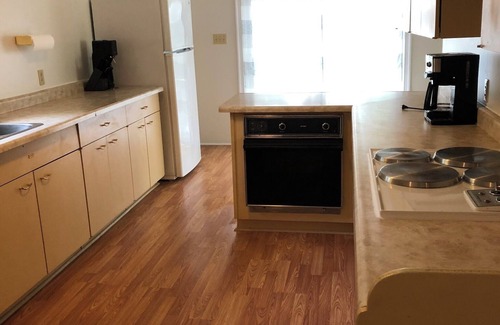 South Bruce Peninsula Cottage | Bruce Peninsula Family Cottage (Berford Lake 4 bedrooms, 2bath)