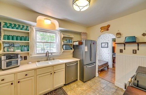 Gloversville House | BryBears Cottage-Gateway toThe Adirondacks