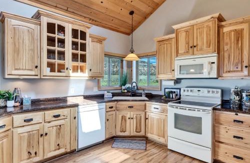 Panguitch House | Bryce Canyon Retreat