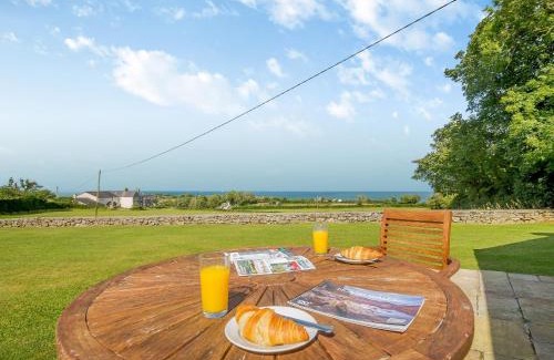 Moelfre House | Bryn Awelon - Uk44122