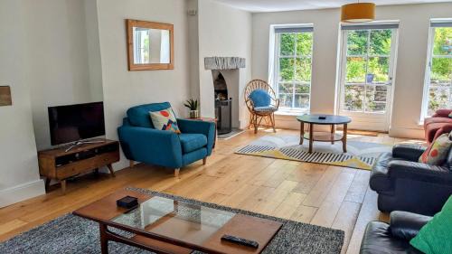 Gwynfe House | Bryn Capel, Gwynfe