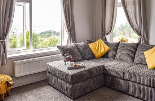Llanfair House | Bryn Derwen