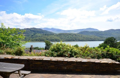 Bontddu House | Bryn Hyfryd - Four Bedroom House, Sleeps 7
