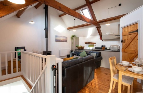 Caergeiliog Other | Bryn Lon Mawr - 5 bedroom Anglesey holiday barn conversion