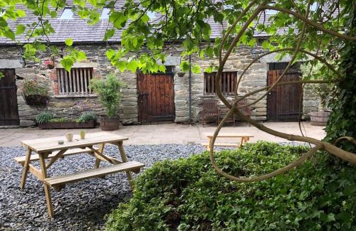 Pennant Melangell House | Bryn Melyn Farm Cottages