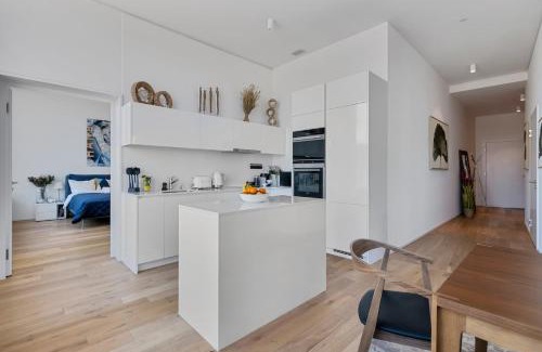Center Apartment | Btqleadingluxurypenthouse&garage