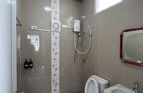 Ang Thong Hotel | Bualuang Angthong Hotel
