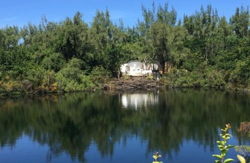 Trou d'Eau Douce Cabin | Bubble Lodge Ile aux Cerfs Island