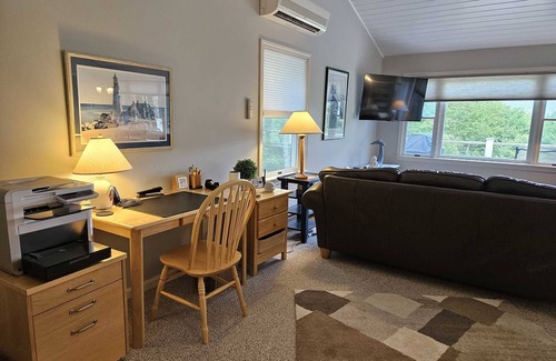 Hall Quarry Cottage | Buckeyes & Blueberries-beautiful, updated cottage overlooking Somes Sound and Acadia Natioal Park