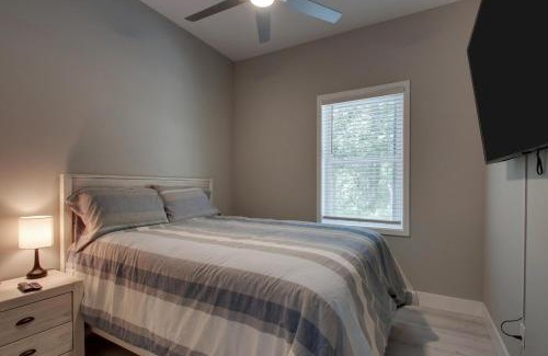 Mount Sterling House | Buckhorn Barndo &Nature Retreat-near SiloamSprings